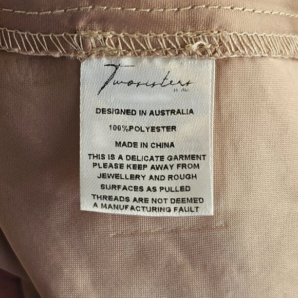 Two Sisters The Label Saskia High Low Dress - Embroidery Rose Sz 6 M - Picture 13 of 16